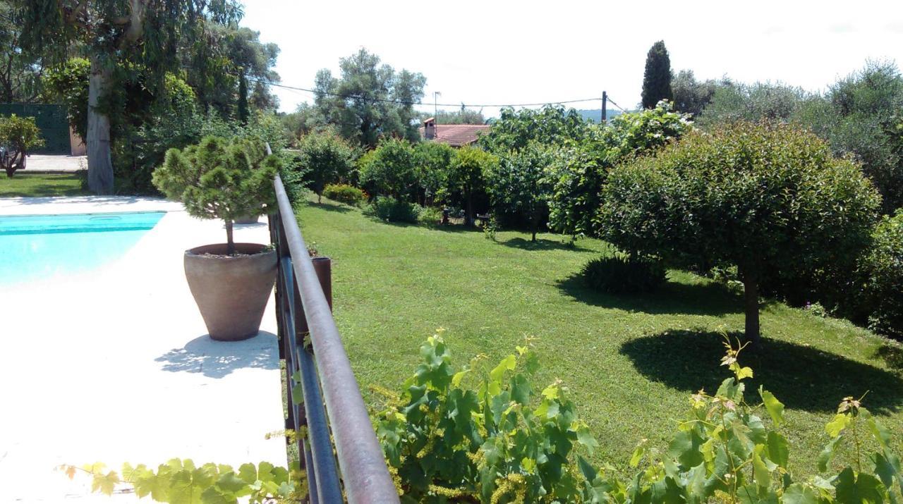 Bed and Breakfast Les Collines De St Paul Saint-Paul-de-Vence Exteriér fotografie